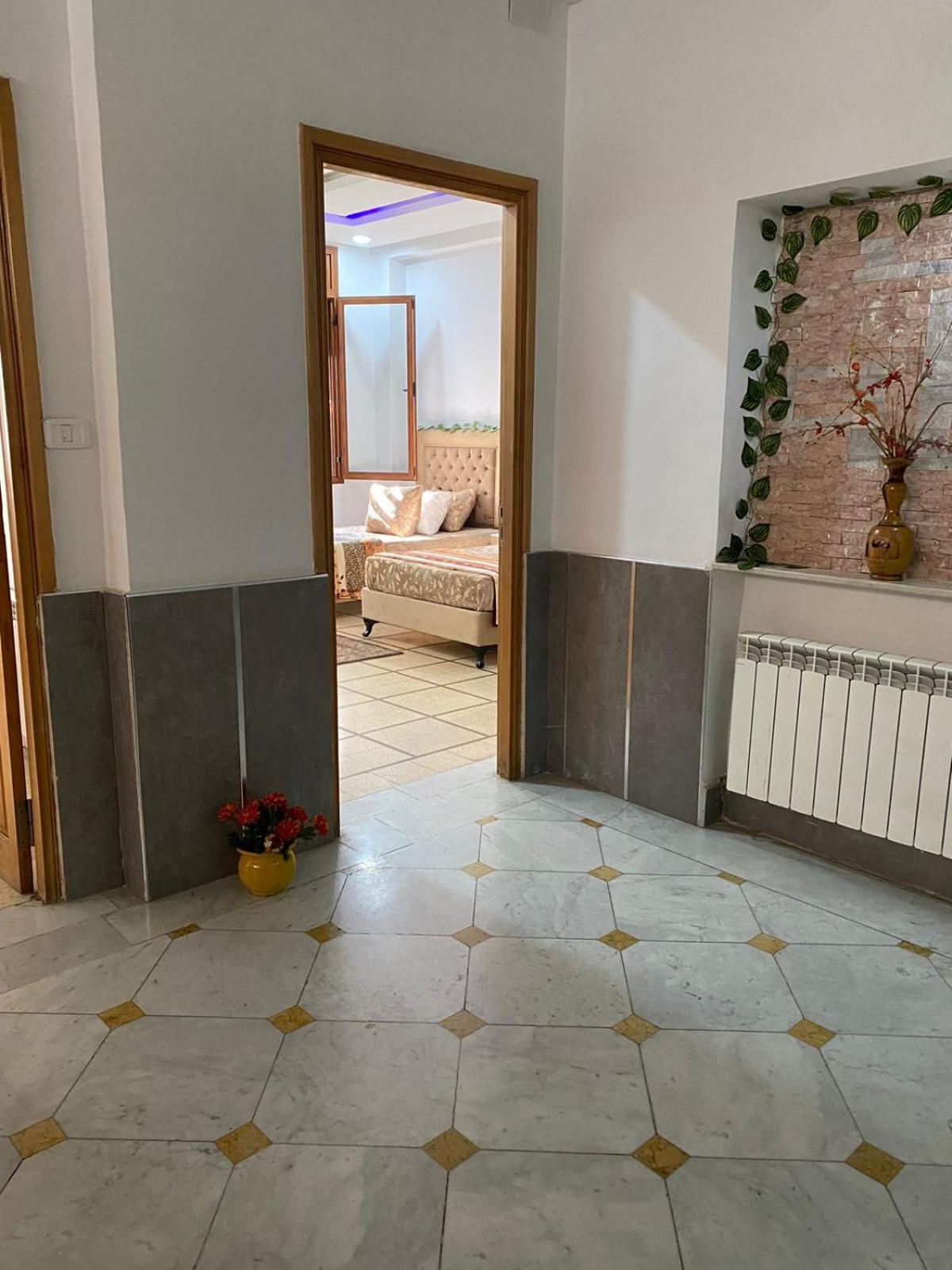 Apartment Luxurious In Heart Of *